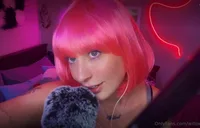 Willow 💋 Cozy Chaos OnlyFans