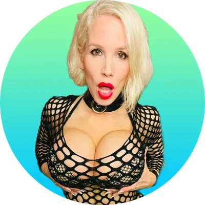 🟢 LOCK UP YOUR HUSBANDS! I’m coming!! OnlyFans