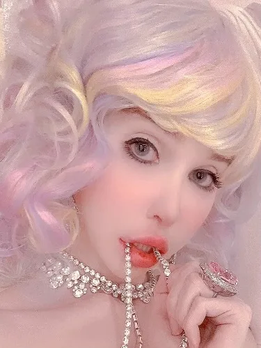 Sarina Valentina OnlyFans profile photo
