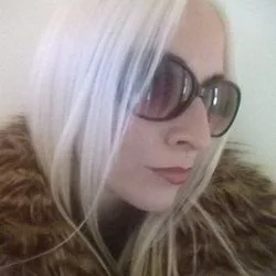 π HM Queen Sabrina π¬π§ OnlyFans