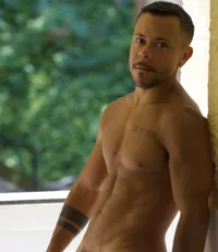 Eduardo Menzorra OnlyFans