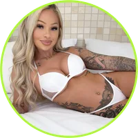 🩷 Brooke is 𝗖𝗥𝗘𝗔𝗠𝗬 🥛 OnlyFans