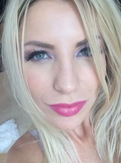 Ashley Fires OnlyFans profile photo