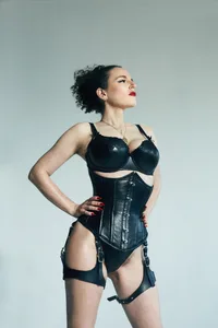 Dominatrix Femdom Mistress Blunt OnlyFans